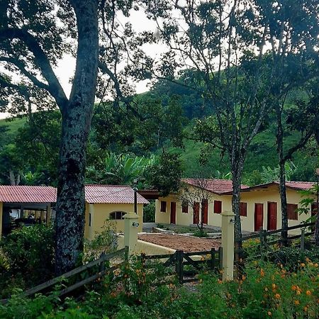 Pousada Sitio Monte Sinai Sao Jose do Barreiro  Ngoại thất bức ảnh
