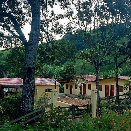 Pousada Sitio Monte Sinai Sao Jose do Barreiro  Ngoại thất bức ảnh